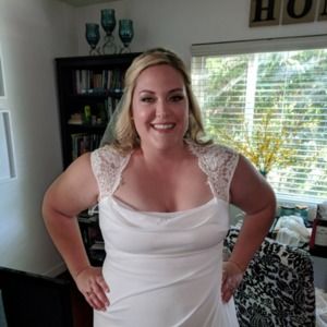 Meet your Posher, Lauren